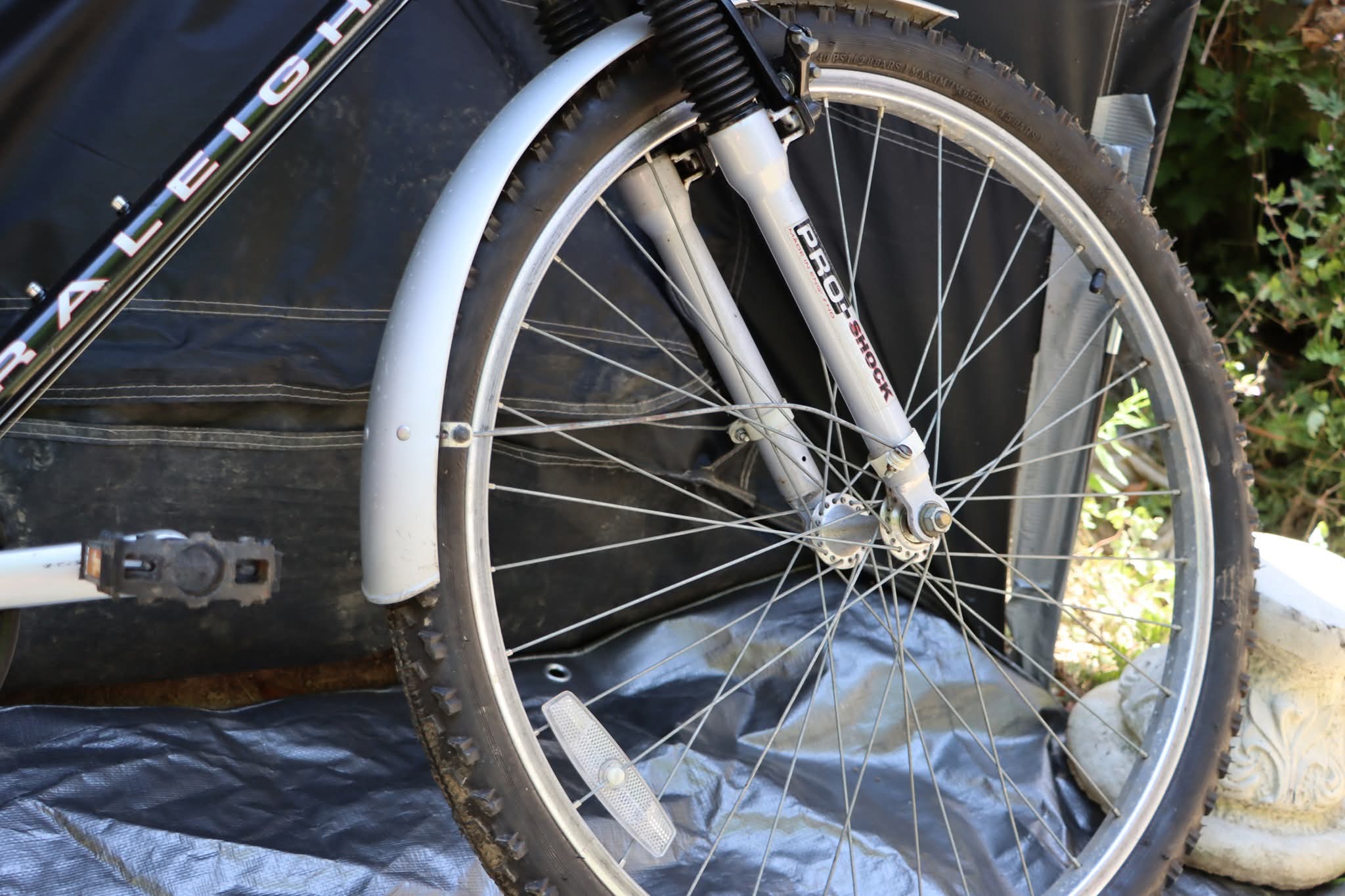 RALEIGH ACTIVATOR II 1995 - £200 inc VAT - 3 MONTH WARRANTY - Horsham